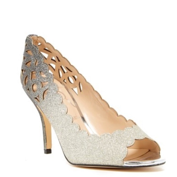 Ombré Laser Cut Dress Stiletto Heel Pumps - Picture 5 of 5